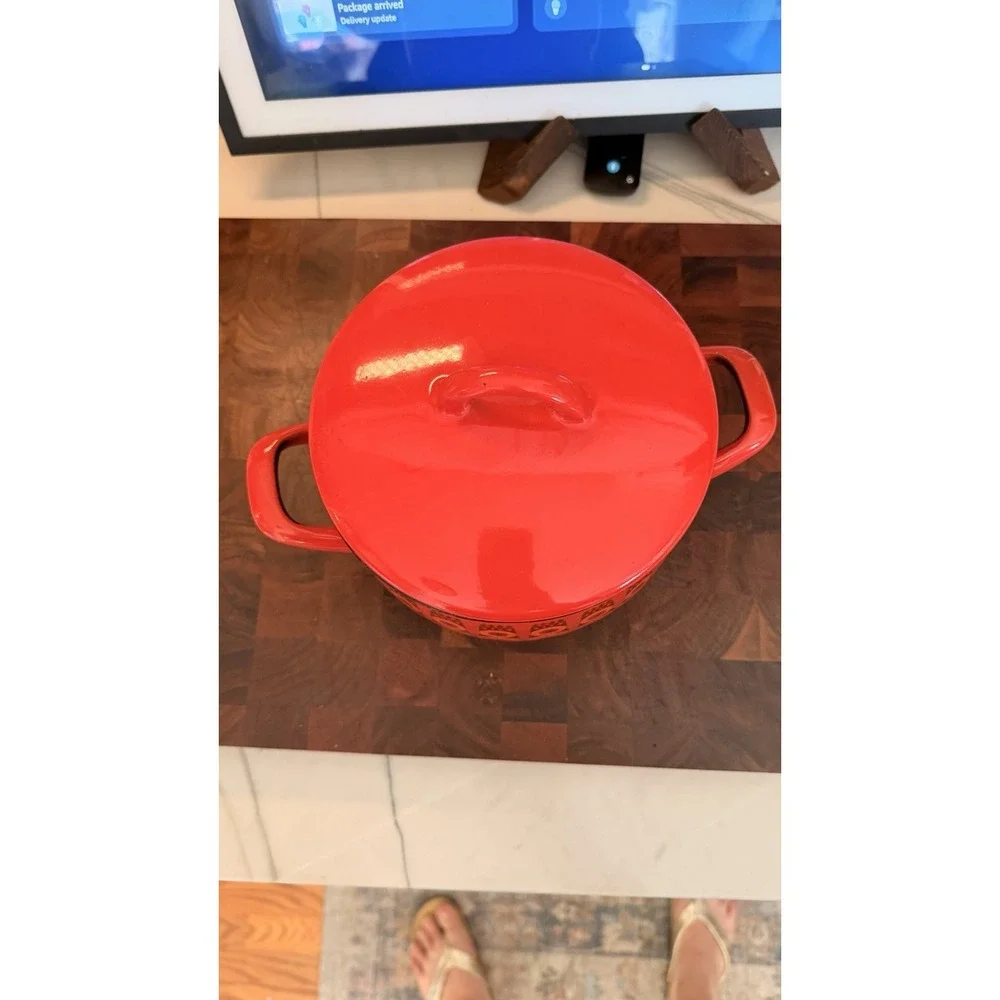 Vintage KAJ FRANCK Arabia Finel Red Flowers Enamel pot w/lid Finland MCM  2.5 l